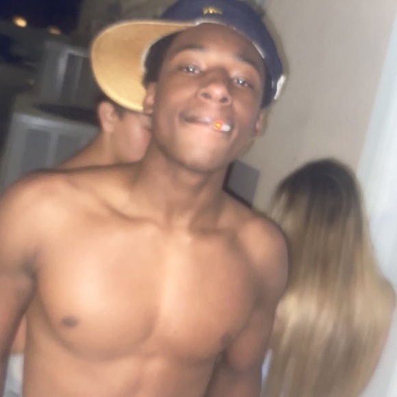 Meet your Posher, Jaydan - Picture 1 of 1